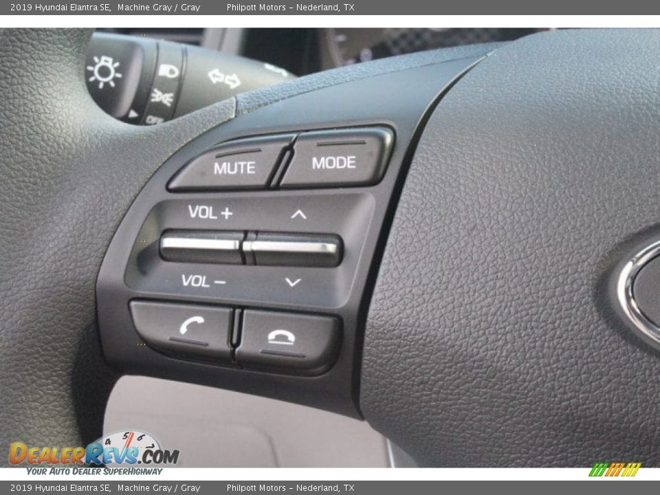 2019 Hyundai Elantra SE Machine Gray / Gray Photo #14