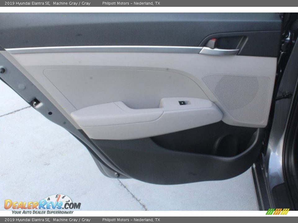 2019 Hyundai Elantra SE Machine Gray / Gray Photo #16