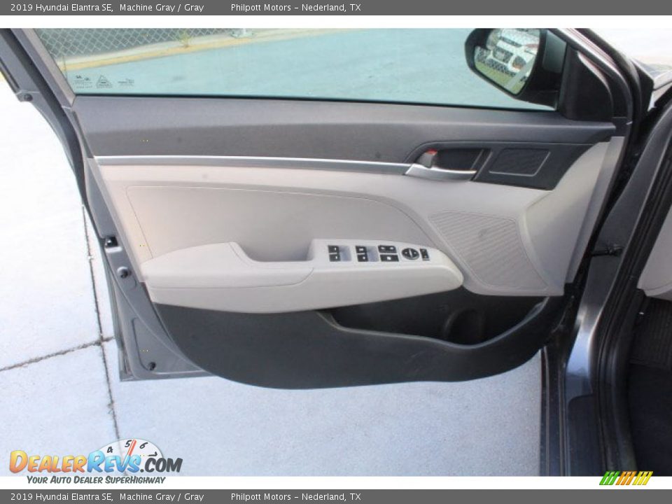 2019 Hyundai Elantra SE Machine Gray / Gray Photo #9