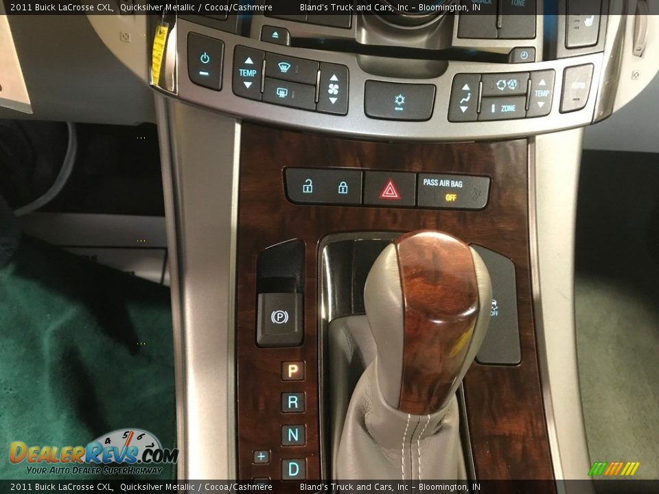 2011 Buick LaCrosse CXL Quicksilver Metallic / Cocoa/Cashmere Photo #18