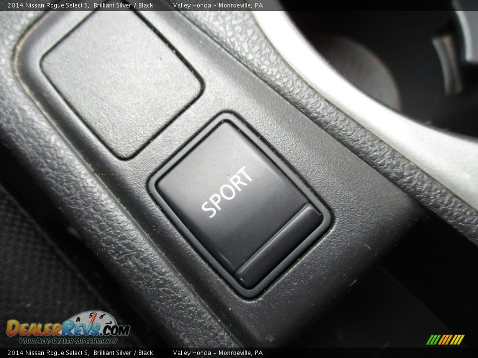 2014 Nissan Rogue Select S Brilliant Silver / Black Photo #18