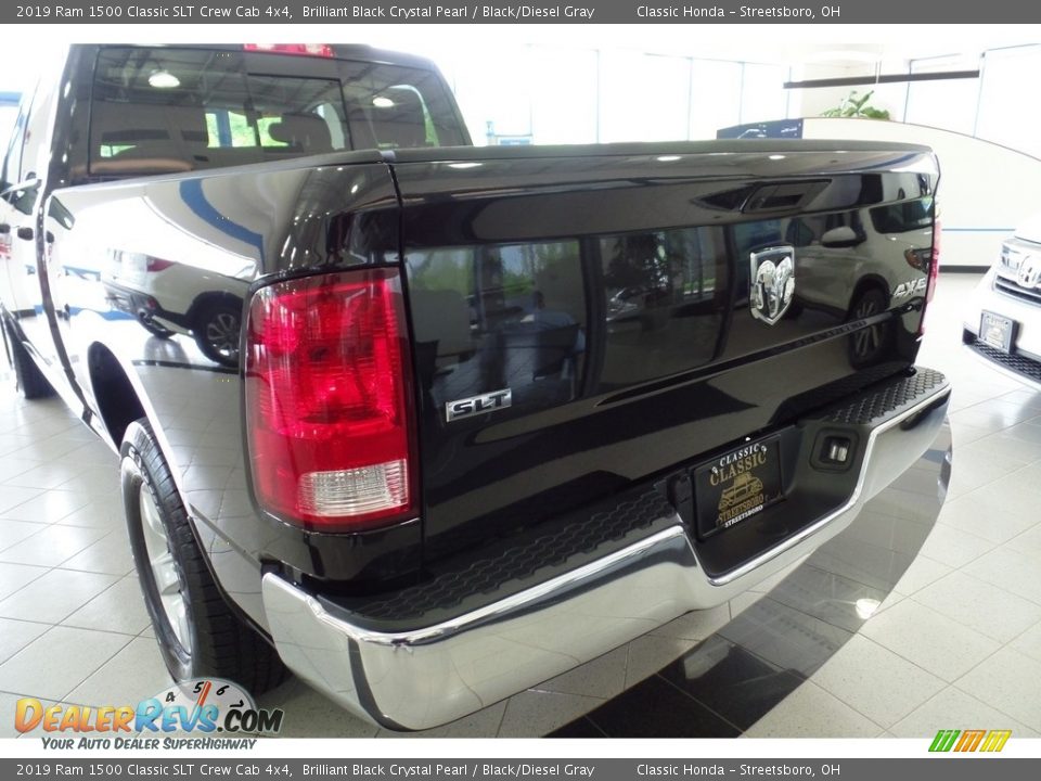 2019 Ram 1500 Classic SLT Crew Cab 4x4 Brilliant Black Crystal Pearl / Black/Diesel Gray Photo #9