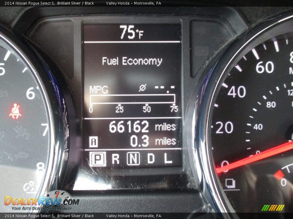 2014 Nissan Rogue Select S Brilliant Silver / Black Photo #20