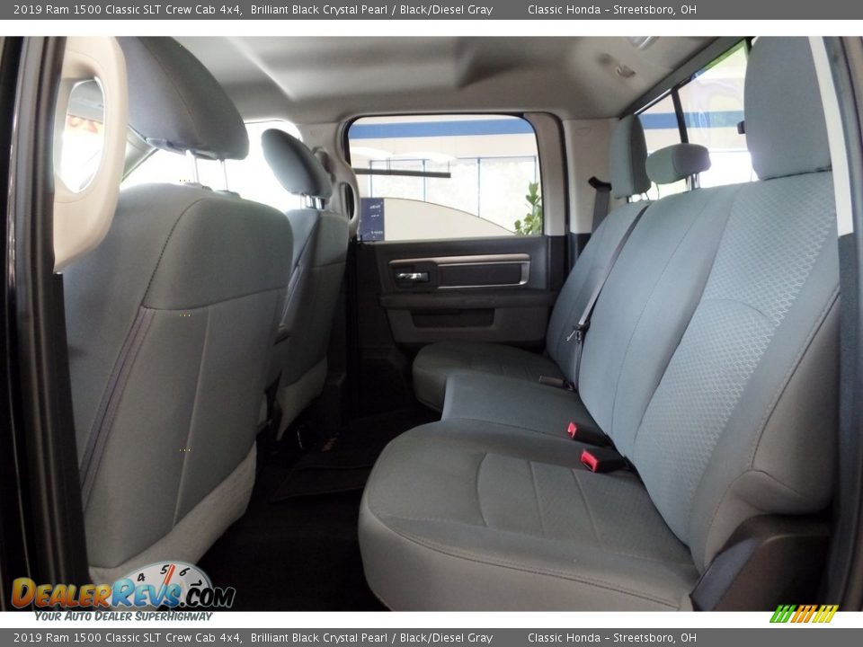 2019 Ram 1500 Classic SLT Crew Cab 4x4 Brilliant Black Crystal Pearl / Black/Diesel Gray Photo #17