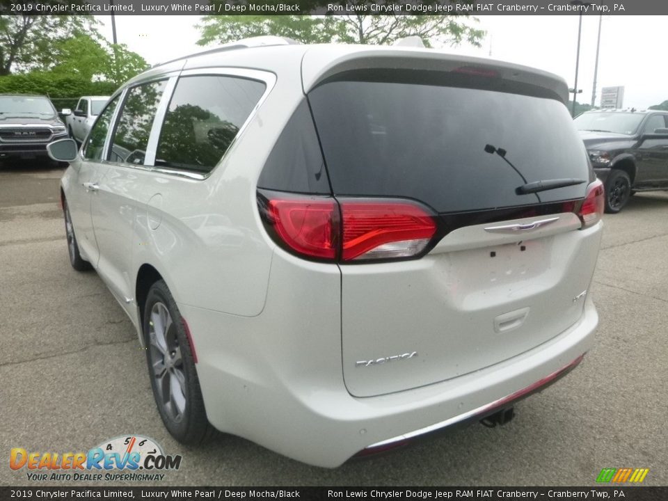 2019 Chrysler Pacifica Limited Luxury White Pearl / Deep Mocha/Black Photo #3