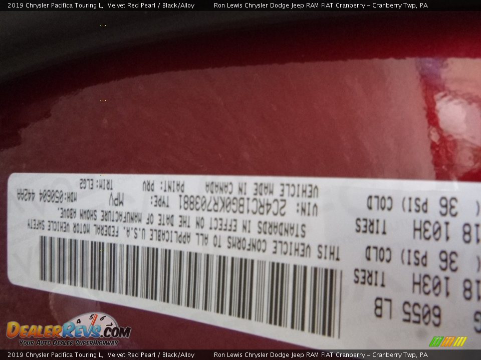 2019 Chrysler Pacifica Touring L Velvet Red Pearl / Black/Alloy Photo #16