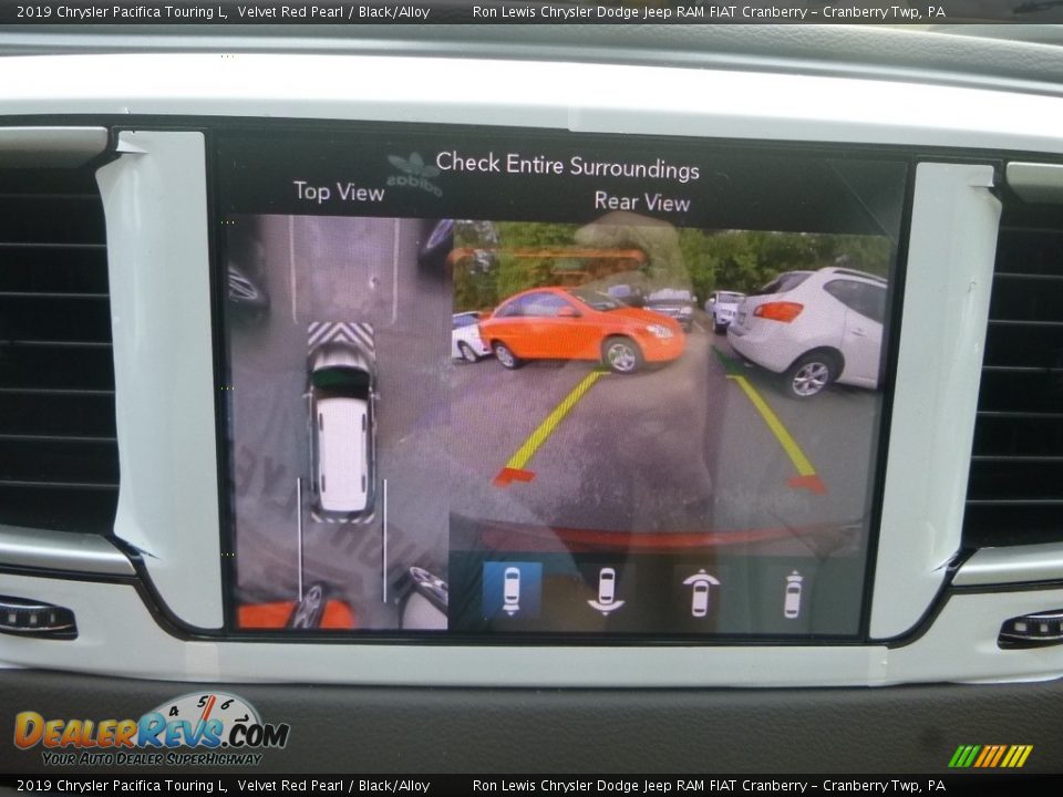 2019 Chrysler Pacifica Touring L Velvet Red Pearl / Black/Alloy Photo #19