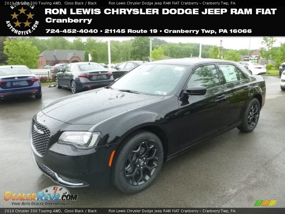 2019 Chrysler 300 Touring AWD Gloss Black / Black Photo #1