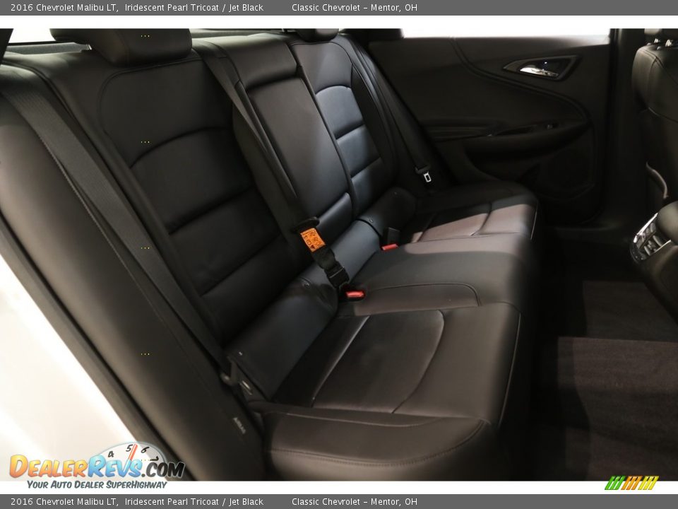 2016 Chevrolet Malibu LT Iridescent Pearl Tricoat / Jet Black Photo #16