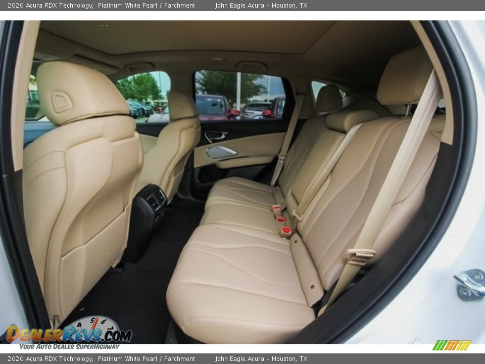 2020 Acura RDX Technology Platinum White Pearl / Parchment Photo #18