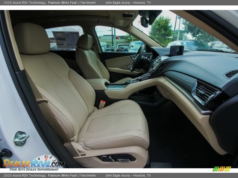 2020 Acura RDX Technology Platinum White Pearl / Parchment Photo #24