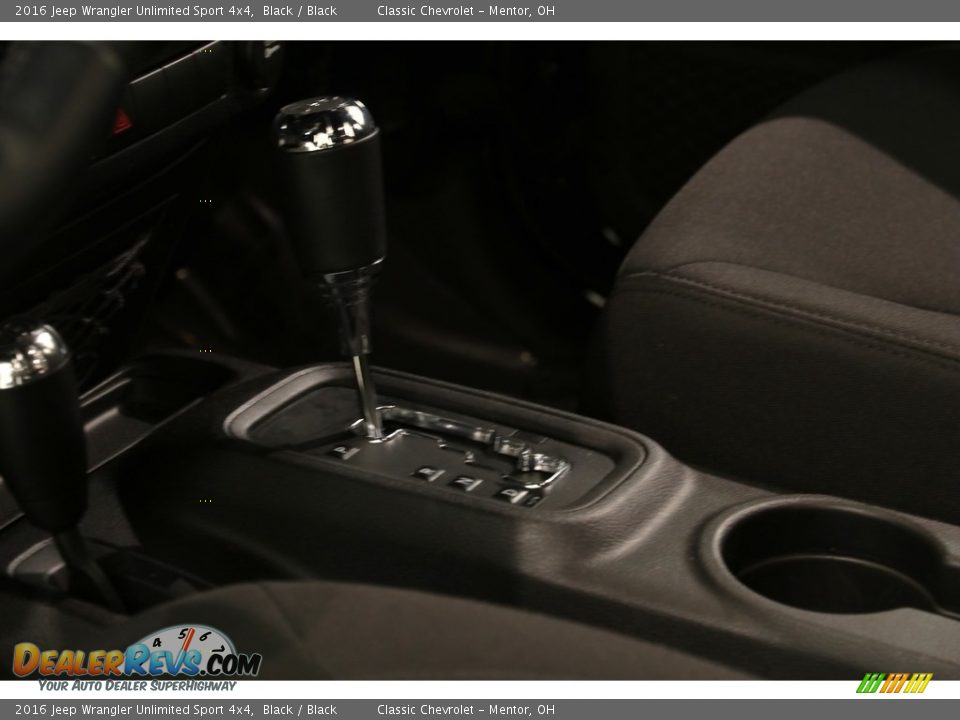 2016 Jeep Wrangler Unlimited Sport 4x4 Black / Black Photo #9