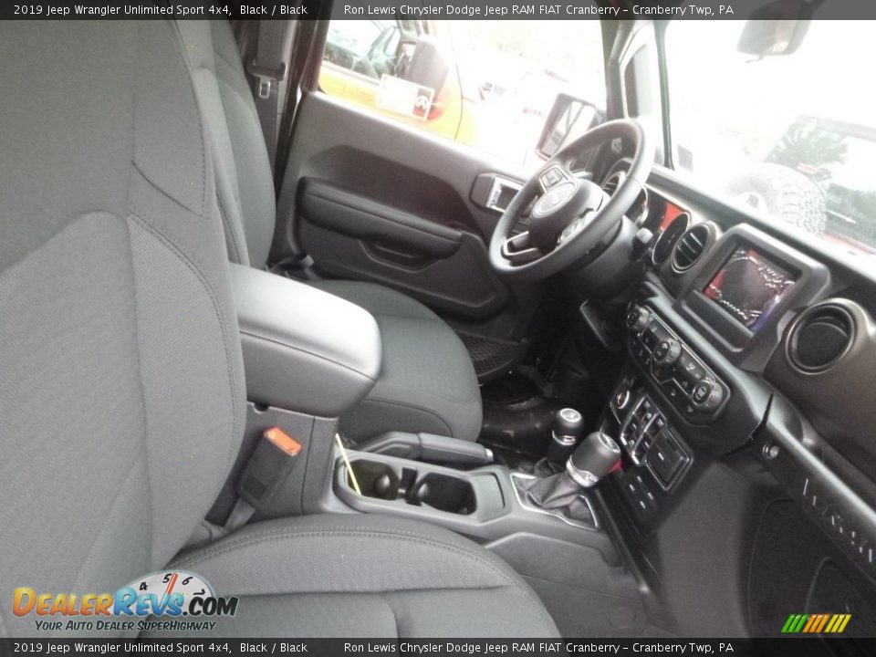 2019 Jeep Wrangler Unlimited Sport 4x4 Black / Black Photo #4