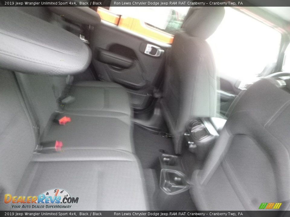 2019 Jeep Wrangler Unlimited Sport 4x4 Black / Black Photo #6