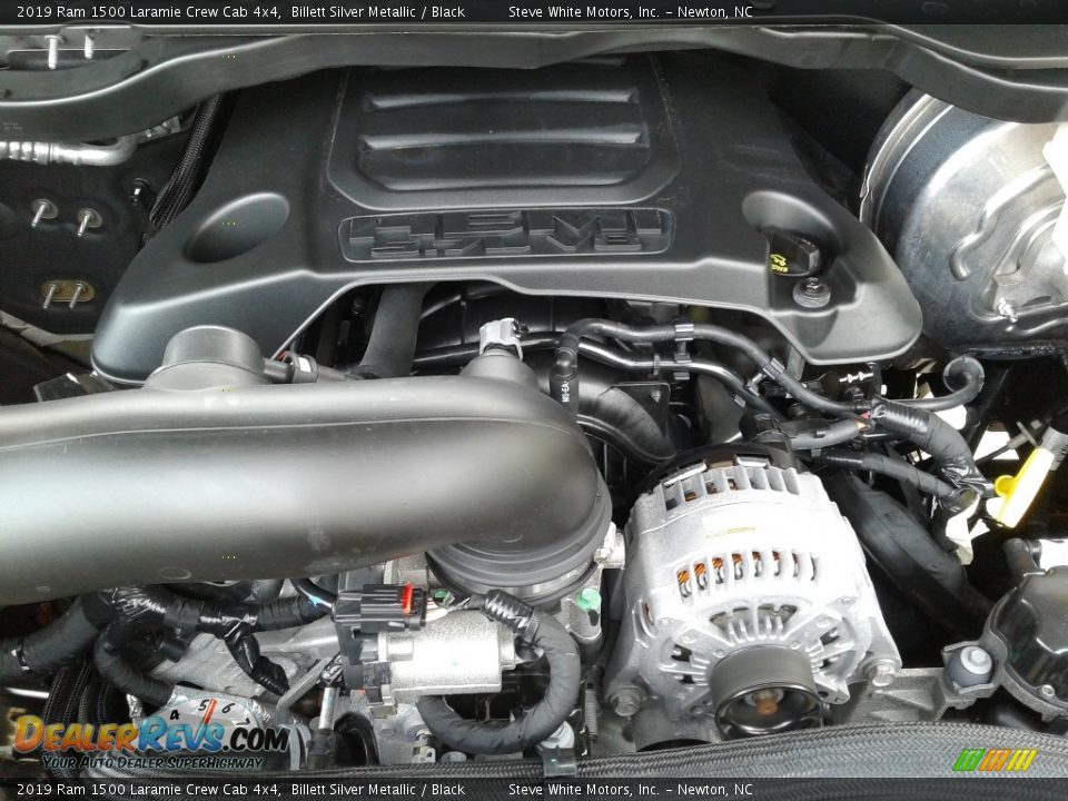 2019 Ram 1500 Laramie Crew Cab 4x4 Billett Silver Metallic / Black Photo #35