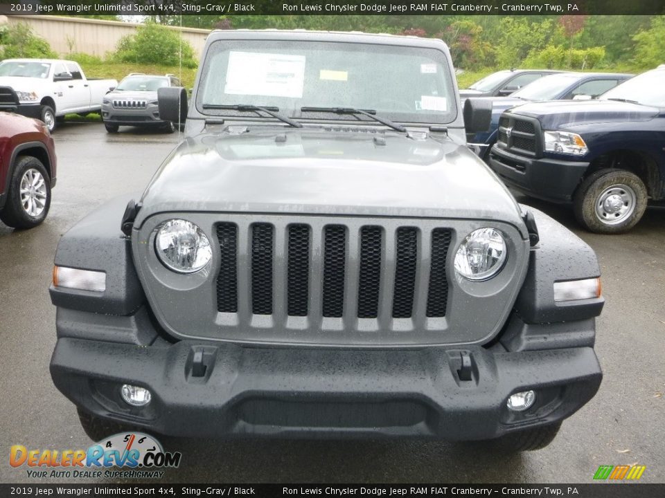 2019 Jeep Wrangler Unlimited Sport 4x4 Sting-Gray / Black Photo #7