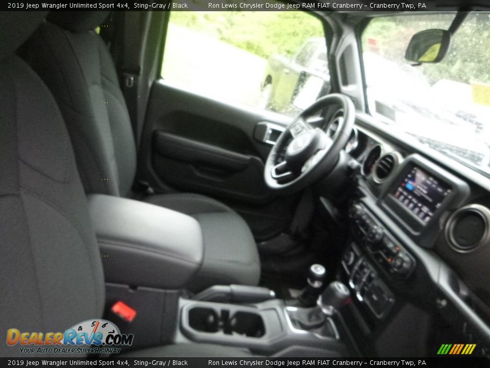 2019 Jeep Wrangler Unlimited Sport 4x4 Sting-Gray / Black Photo #9