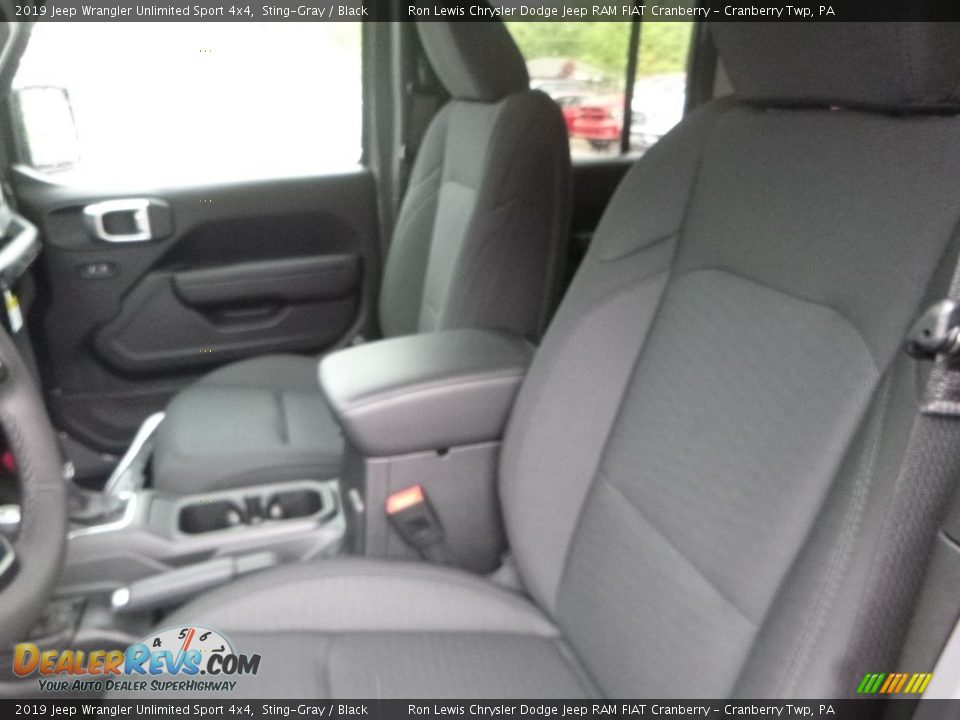 2019 Jeep Wrangler Unlimited Sport 4x4 Sting-Gray / Black Photo #13