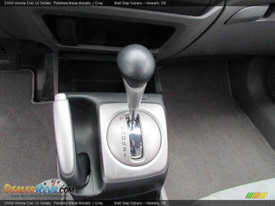 2009 Honda Civic LX Sedan Polished Metal Metallic / Gray Photo #25