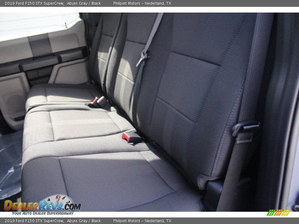 2019 Ford F150 STX SuperCrew Abyss Gray / Black Photo #17