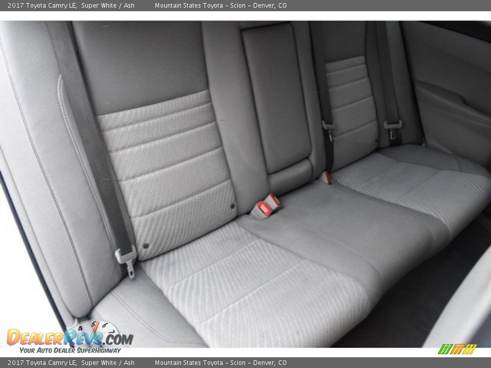 2017 Toyota Camry LE Super White / Ash Photo #22