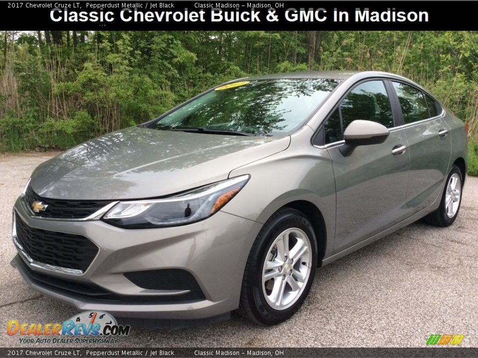 2017 Chevrolet Cruze LT Pepperdust Metallic / Jet Black Photo #1