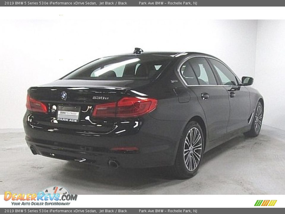 2019 BMW 5 Series 530e iPerformance xDrive Sedan Jet Black / Black Photo #4