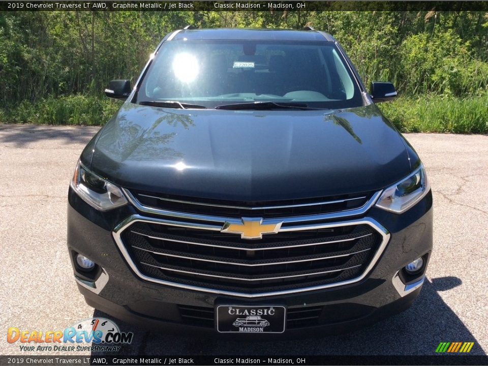 2019 Chevrolet Traverse LT AWD Graphite Metallic / Jet Black Photo #2