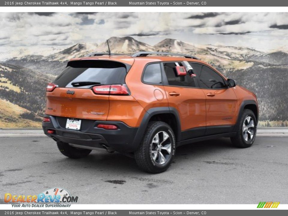 2016 Jeep Cherokee Trailhawk 4x4 Mango Tango Pearl / Black Photo #3