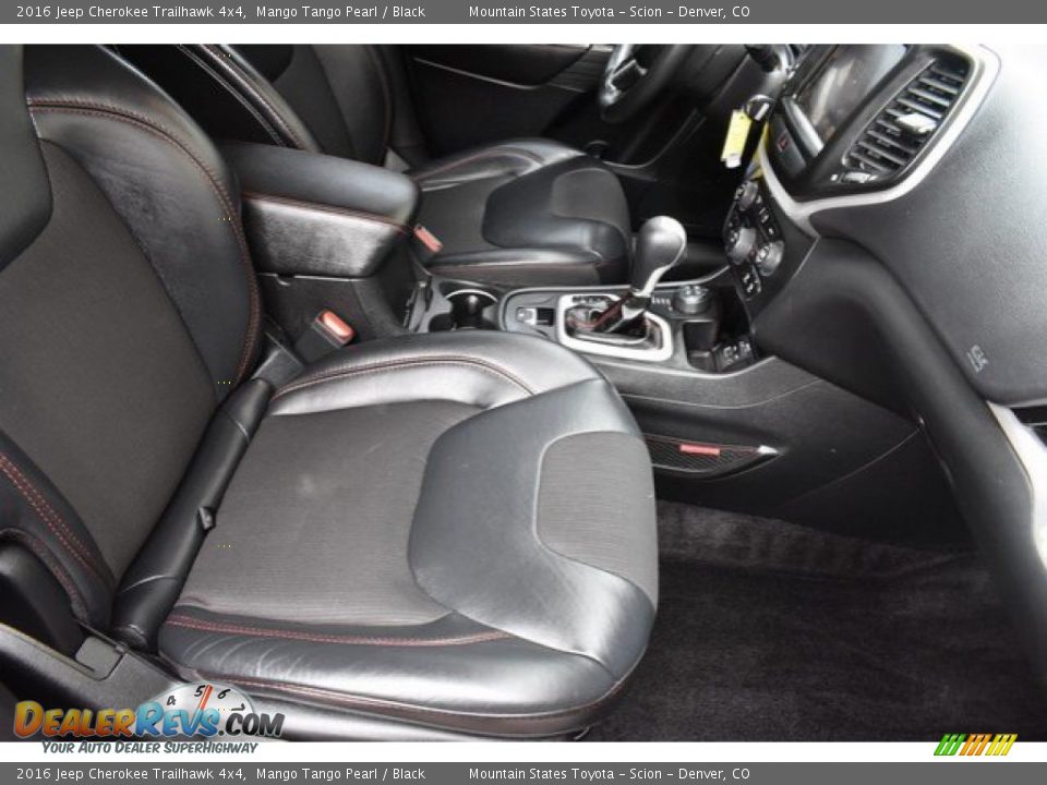 2016 Jeep Cherokee Trailhawk 4x4 Mango Tango Pearl / Black Photo #17