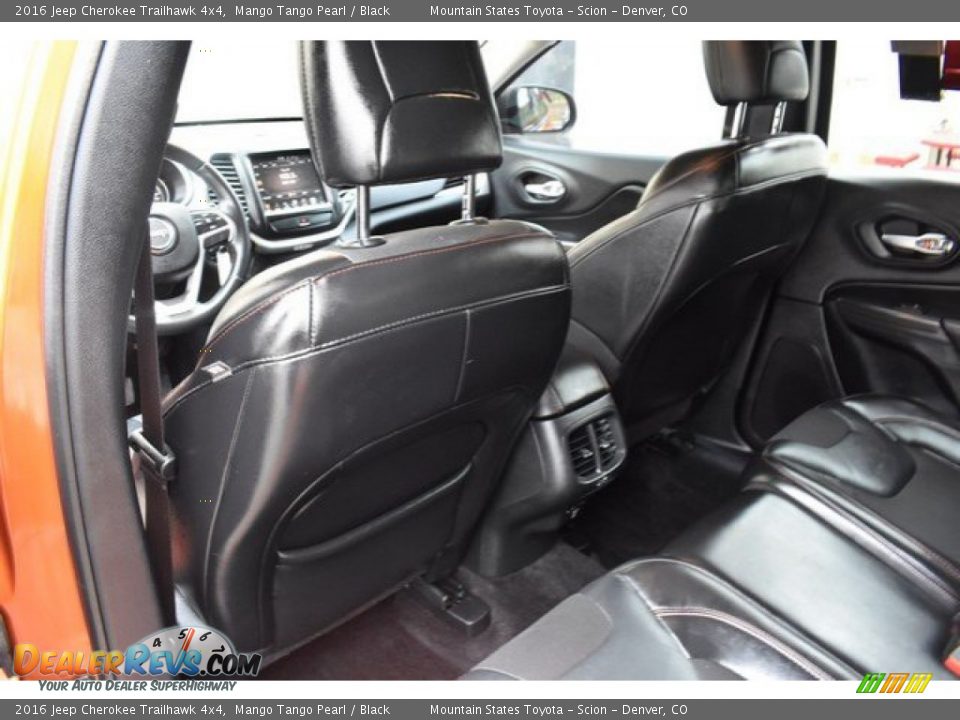 2016 Jeep Cherokee Trailhawk 4x4 Mango Tango Pearl / Black Photo #19