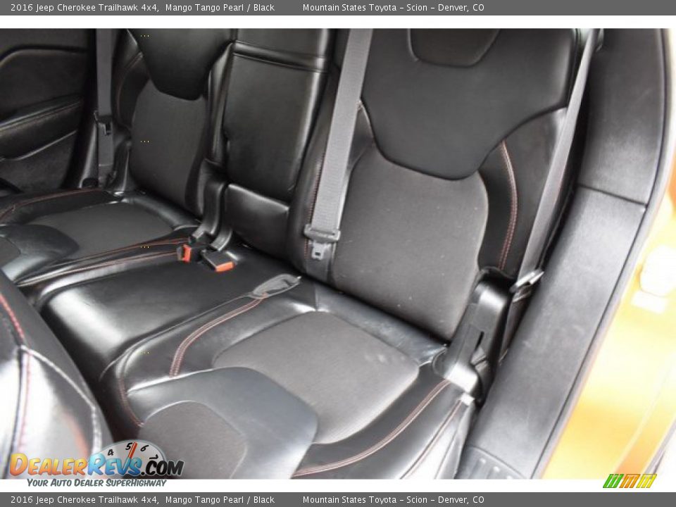 2016 Jeep Cherokee Trailhawk 4x4 Mango Tango Pearl / Black Photo #21