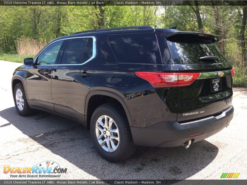 2019 Chevrolet Traverse LT AWD Mosaic Black Metallic / Jet Black Photo #4