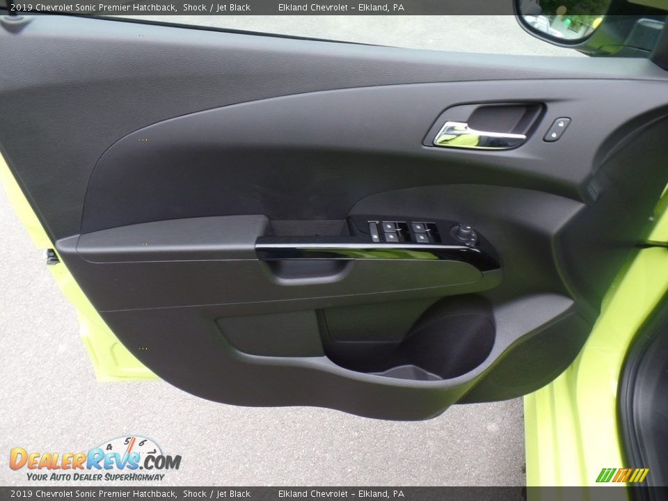 Door Panel of 2019 Chevrolet Sonic Premier Hatchback Photo #15