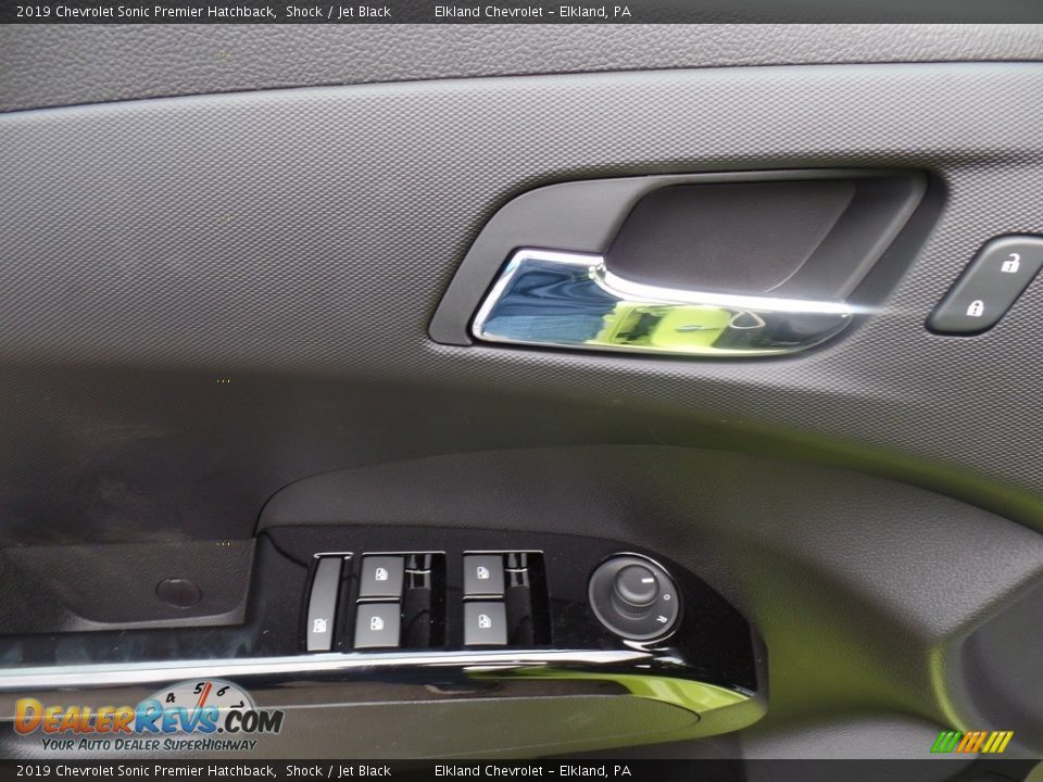 Controls of 2019 Chevrolet Sonic Premier Hatchback Photo #16