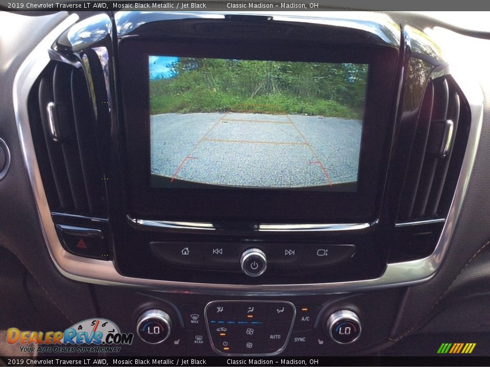 2019 Chevrolet Traverse LT AWD Mosaic Black Metallic / Jet Black Photo #19
