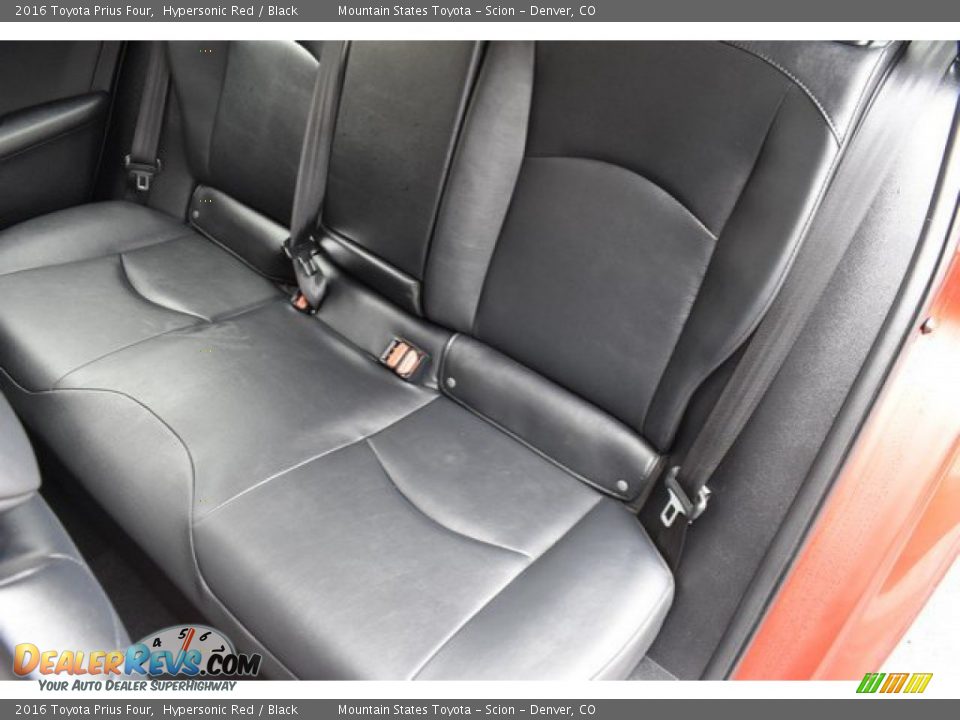 2016 Toyota Prius Four Hypersonic Red / Black Photo #22
