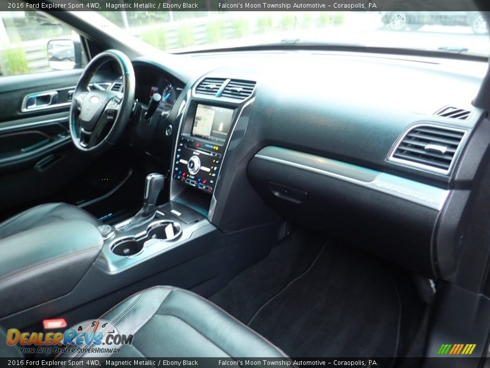 2016 Ford Explorer Sport 4WD Magnetic Metallic / Ebony Black Photo #12