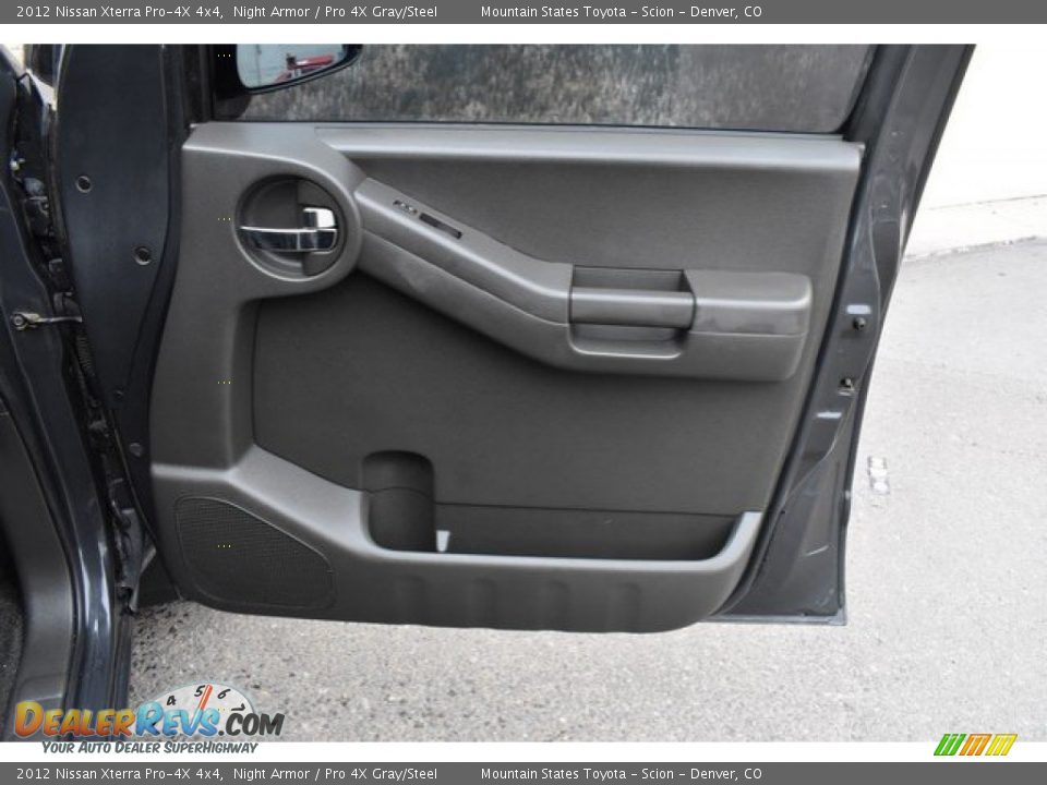 2012 Nissan Xterra Pro-4X 4x4 Night Armor / Pro 4X Gray/Steel Photo #25