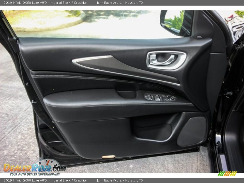 Door Panel of 2019 Infiniti QX60 Luxe AWD Photo #19