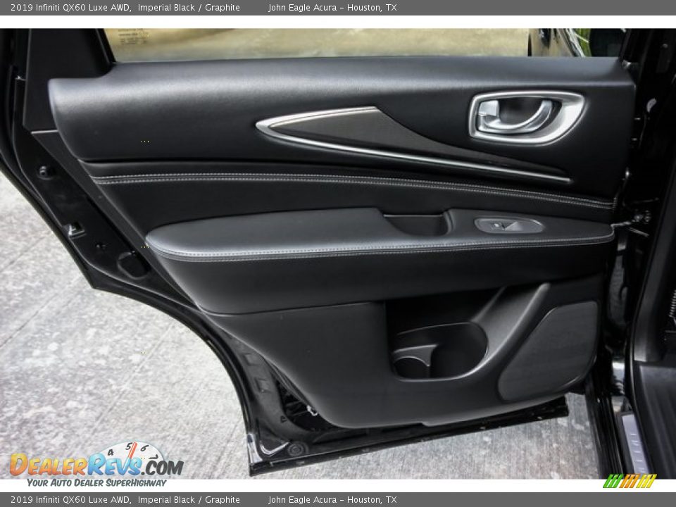 Door Panel of 2019 Infiniti QX60 Luxe AWD Photo #21