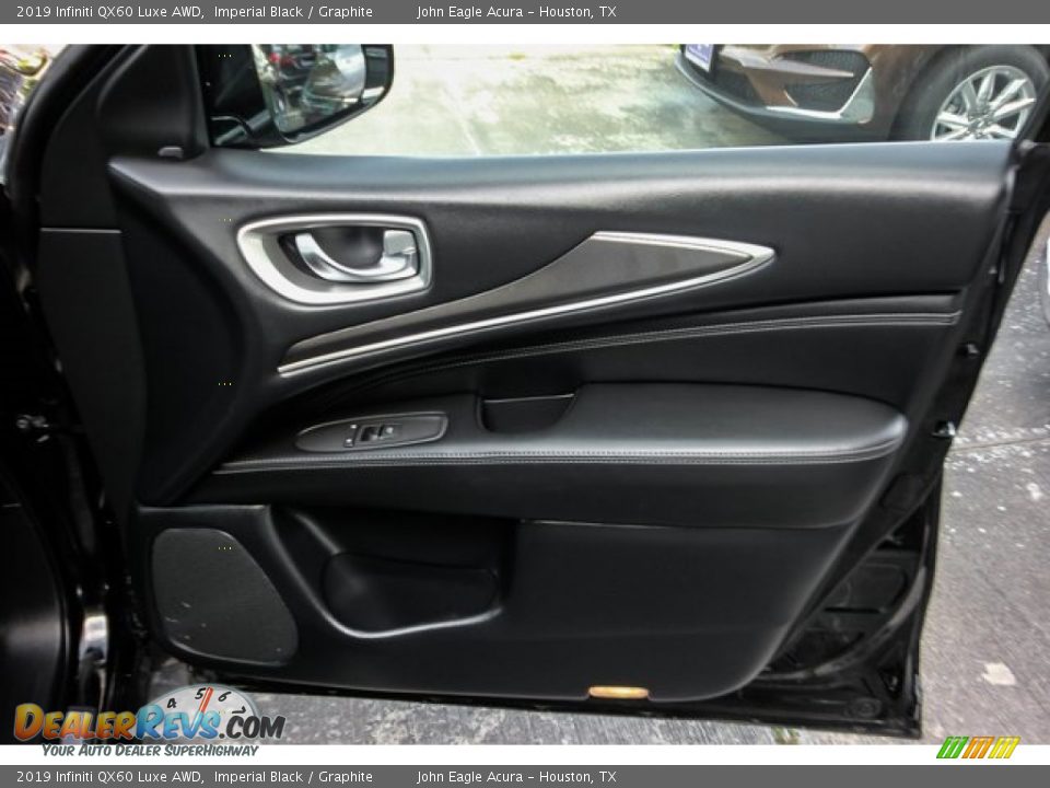 Door Panel of 2019 Infiniti QX60 Luxe AWD Photo #28