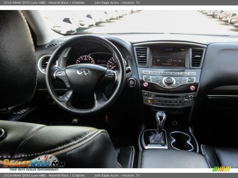 Dashboard of 2019 Infiniti QX60 Luxe AWD Photo #31