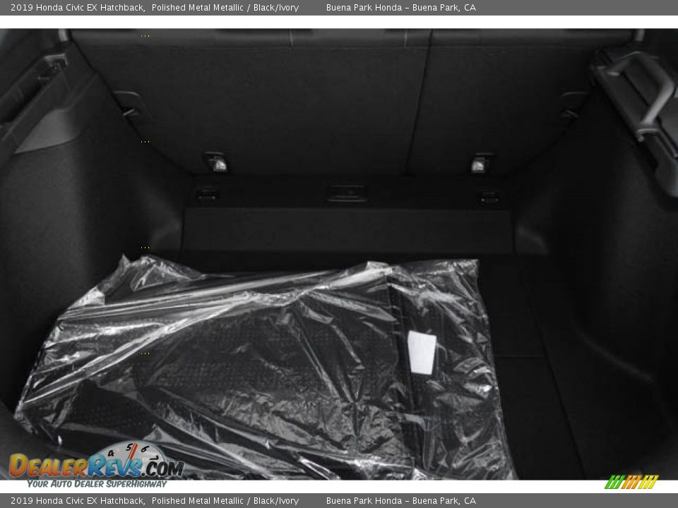2019 Honda Civic EX Hatchback Polished Metal Metallic / Black/Ivory Photo #27