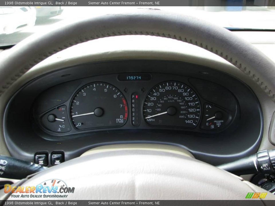 1998 Oldsmobile Intrigue GL Black / Beige Photo #18