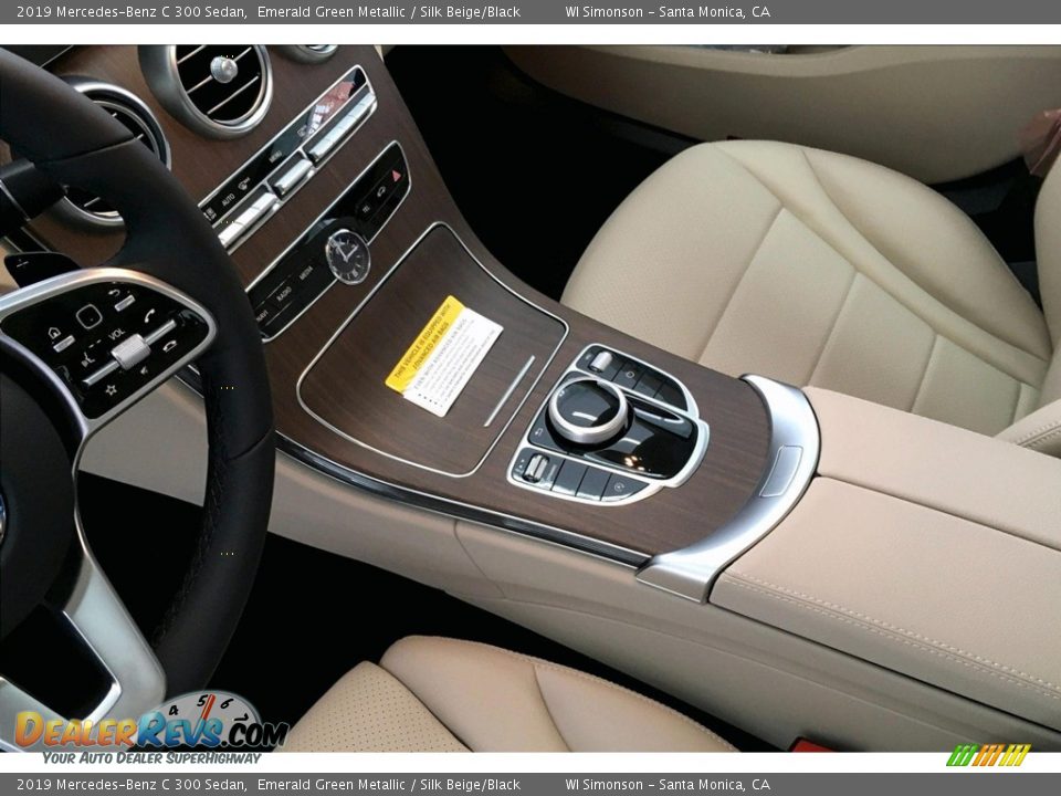 2019 Mercedes-Benz C 300 Sedan Emerald Green Metallic / Silk Beige/Black Photo #7