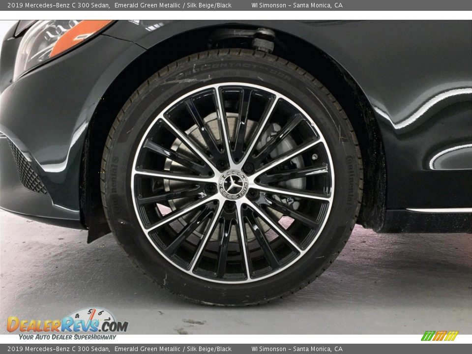 2019 Mercedes-Benz C 300 Sedan Emerald Green Metallic / Silk Beige/Black Photo #9