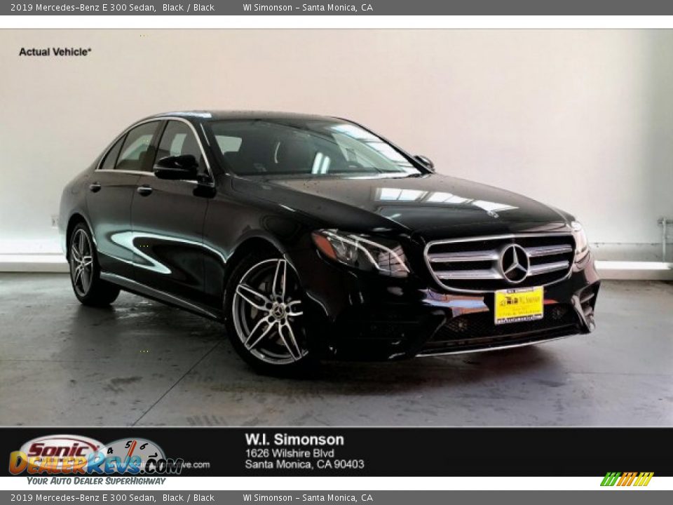 2019 Mercedes-Benz E 300 Sedan Black / Black Photo #1