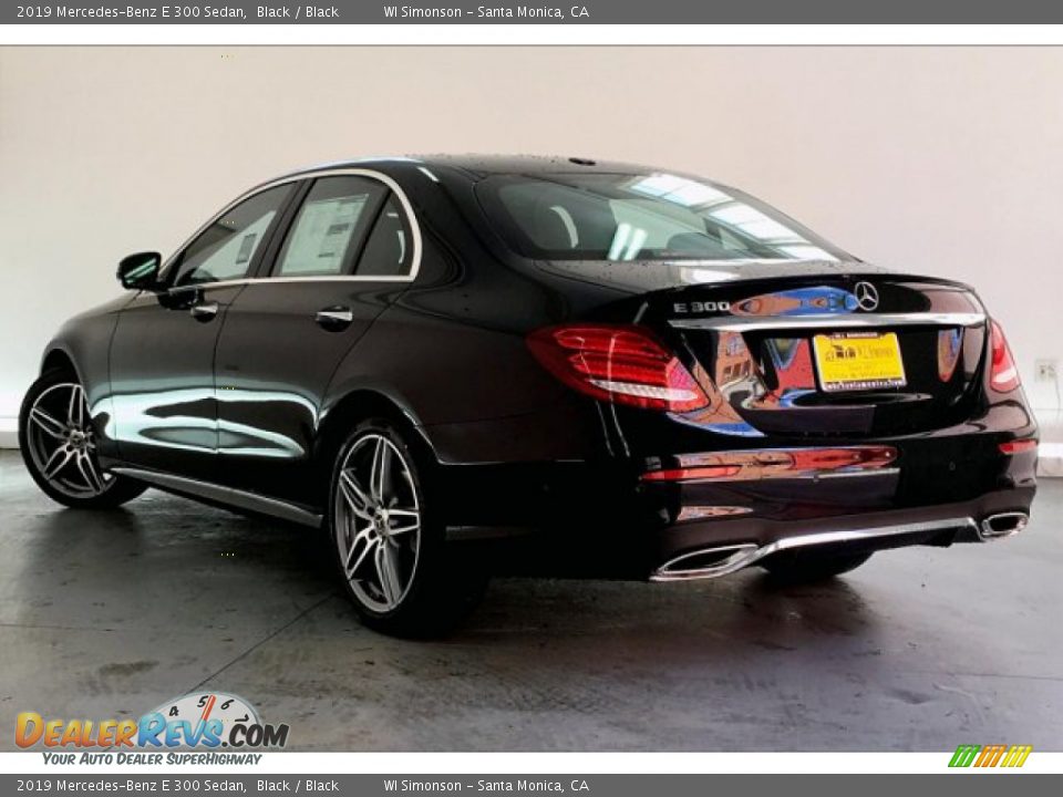 2019 Mercedes-Benz E 300 Sedan Black / Black Photo #2