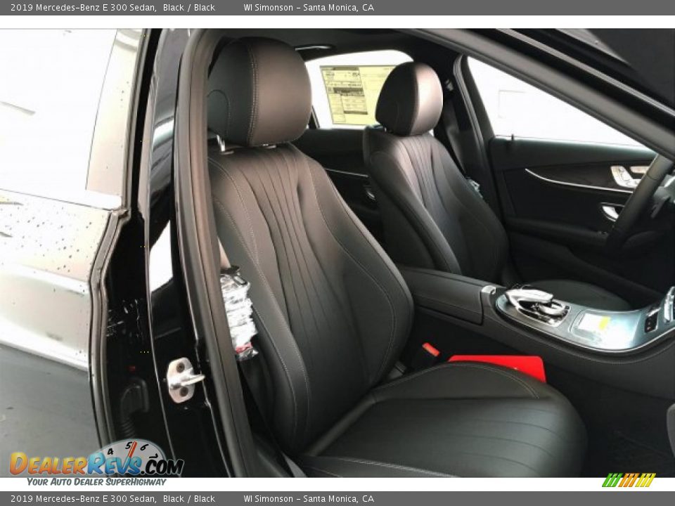 2019 Mercedes-Benz E 300 Sedan Black / Black Photo #5